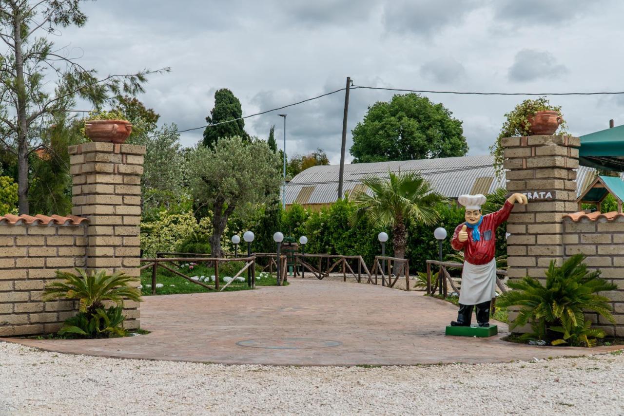 Hotel Agriturismo Il Casale Ponte Galeria Exterior foto